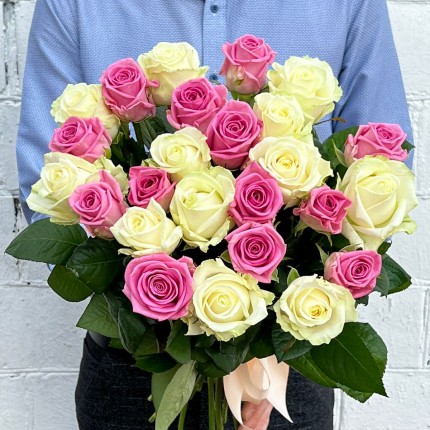 Букет из белых и розовых роз - купить с доставкой в Ростове-на-Дону